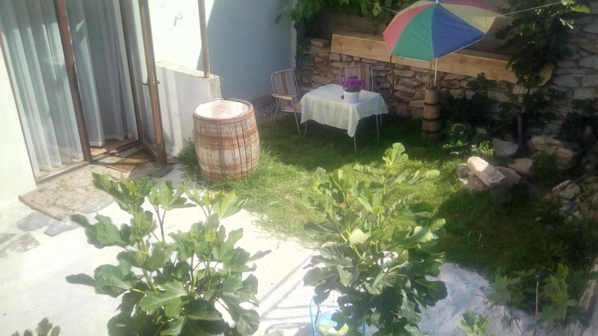 Honey Home By Kostoski Inn Prilepo Quarto foto